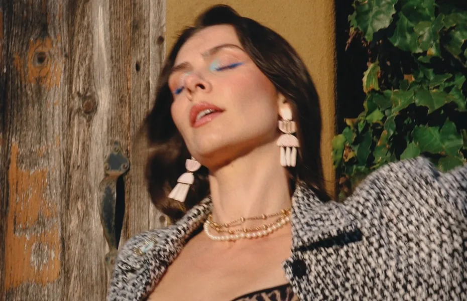 ESTELLA DAWN