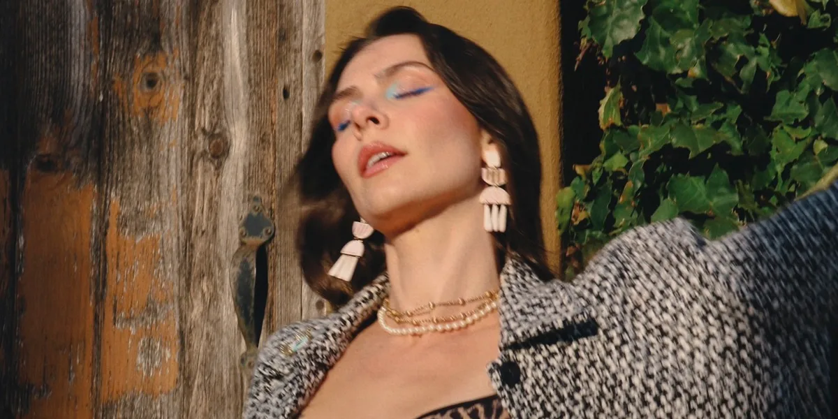 ESTELLA DAWN