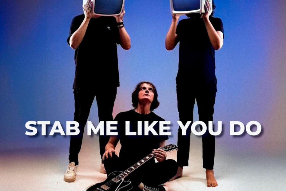 GRAPHOTYPE / “Stab Me Like You Do”
