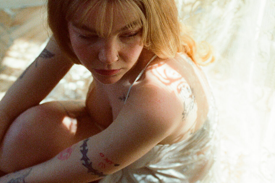 HEATHER AVALON / “Beg for Me”