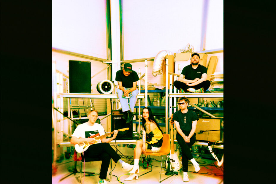 MEENA / “Different Now”