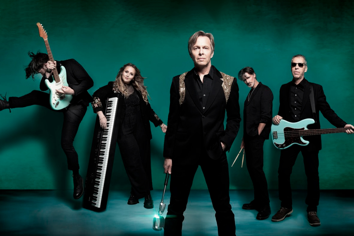 JOHNNY HATES JAZZ